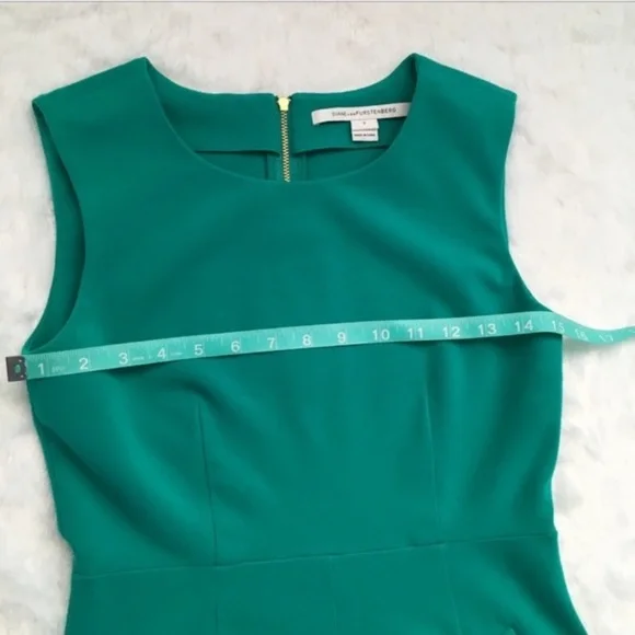 Like New Diane Von Furstenberg Turquoise Carpreena Mini Dress, size 2 - Picture 3 of 8